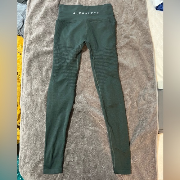 Alphalete leggings - Picture 3 of 3